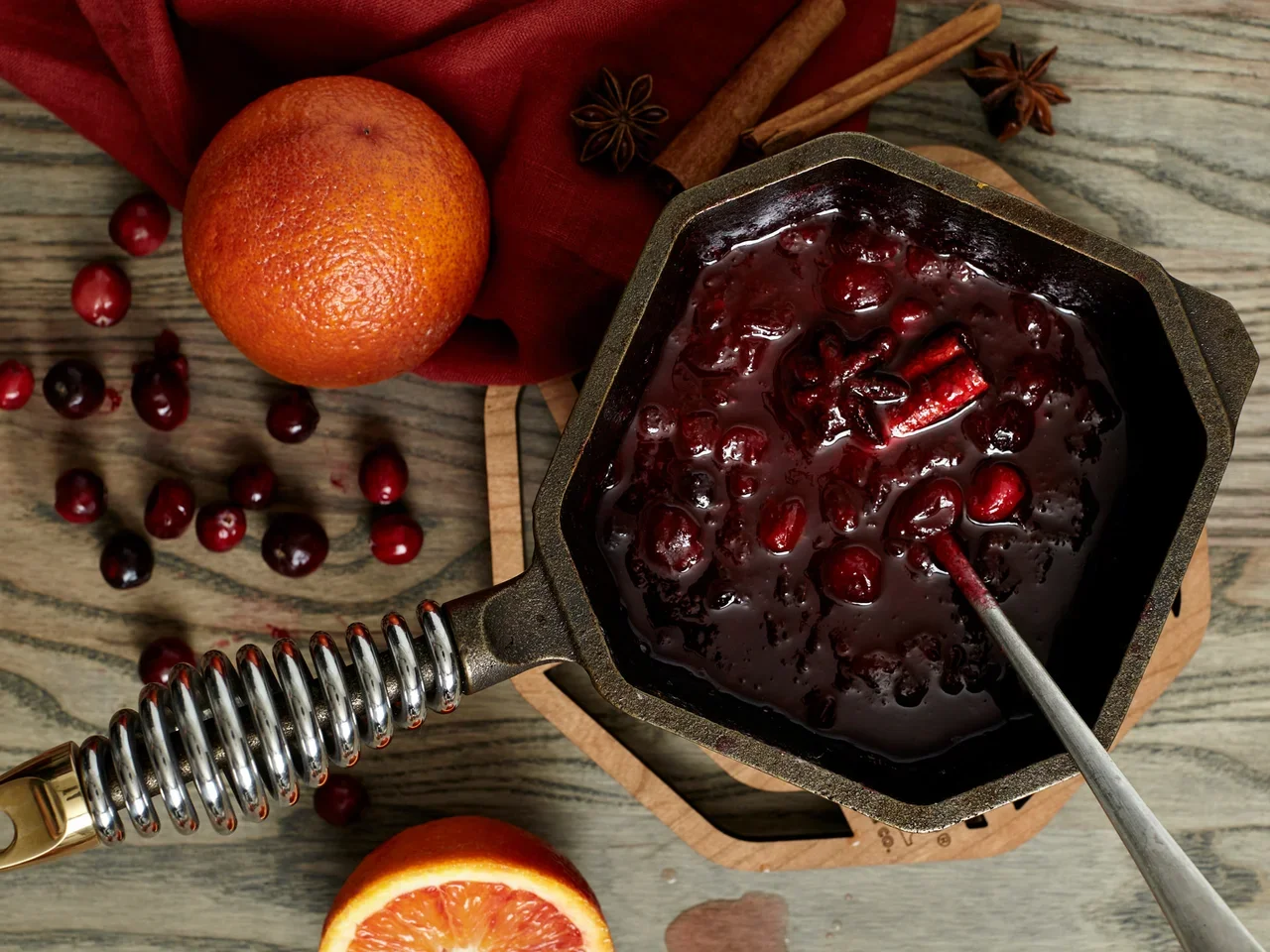 Сотейник чугунный Sauce Pot 1л
