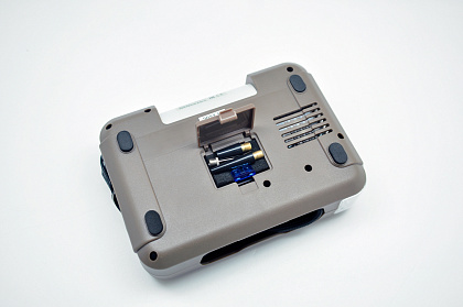 Автомобильный портативный компрессор с цифровым управлением и программатором