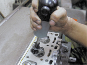 Машинка для притирки клапанов пневматическая Licota  ATA-1401 3